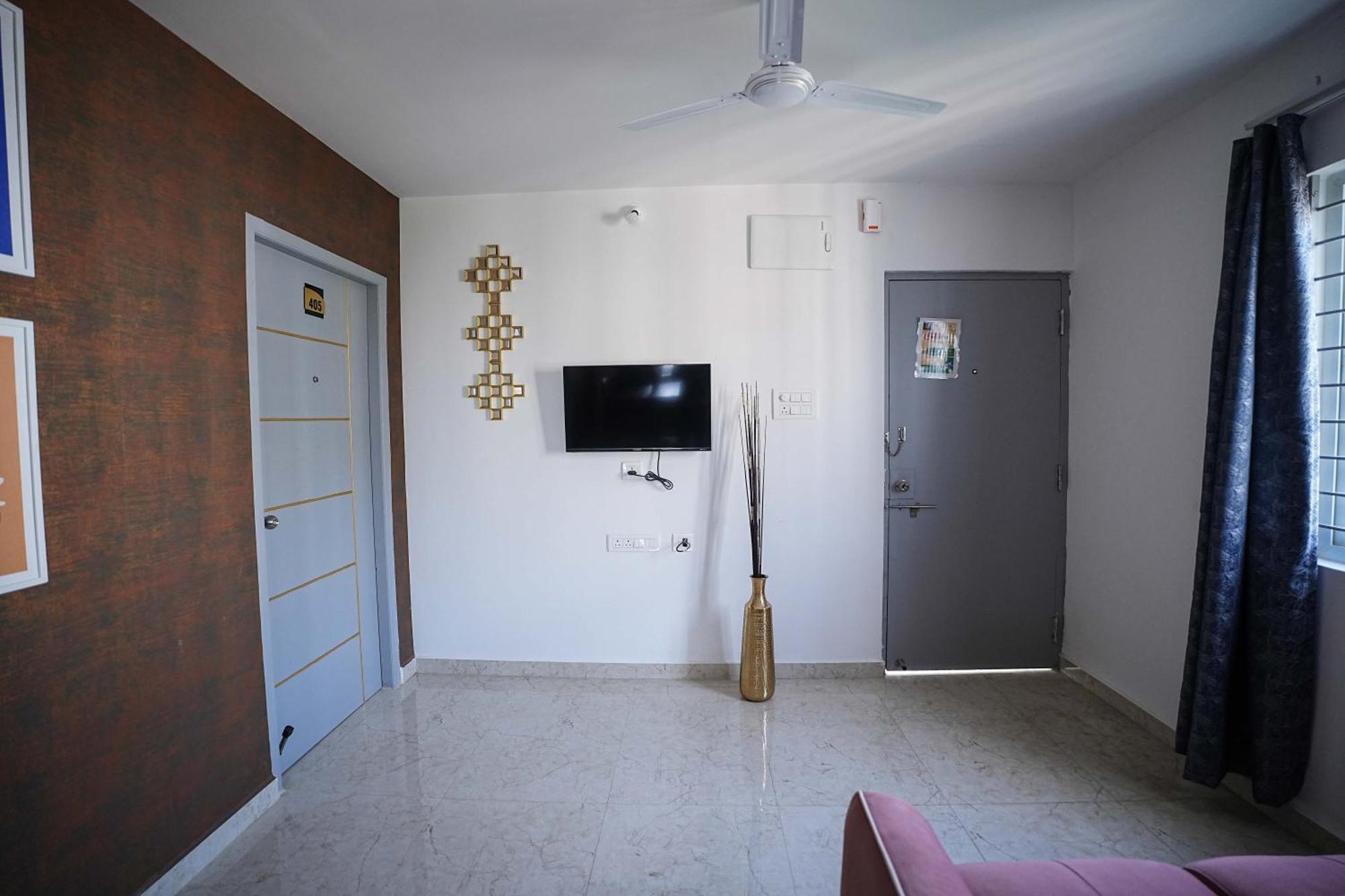 Gachibowli Yellow Bells Studios And Suites المظهر الخارجي الصورة