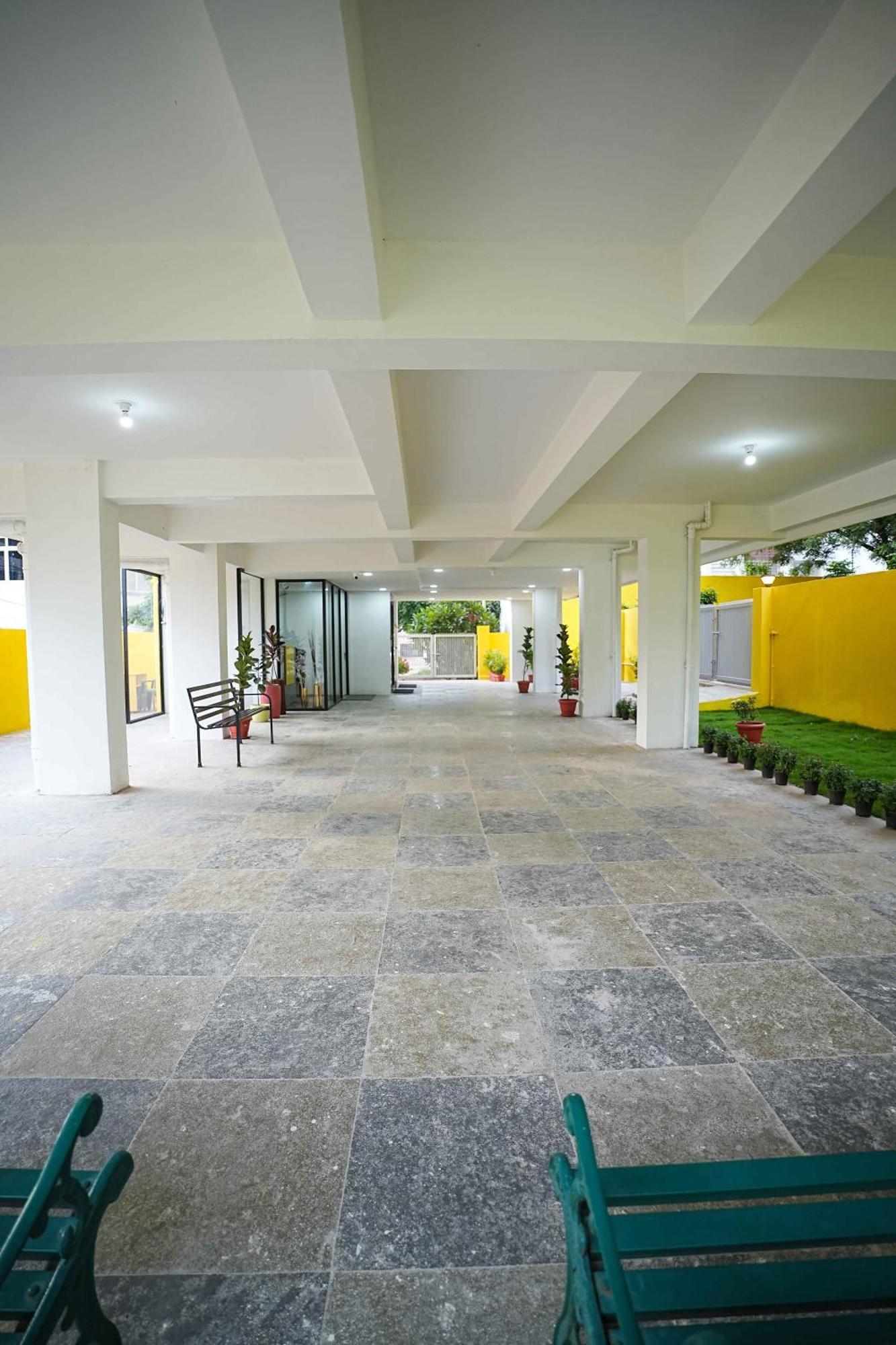 Gachibowli Yellow Bells Studios And Suites المظهر الخارجي الصورة
