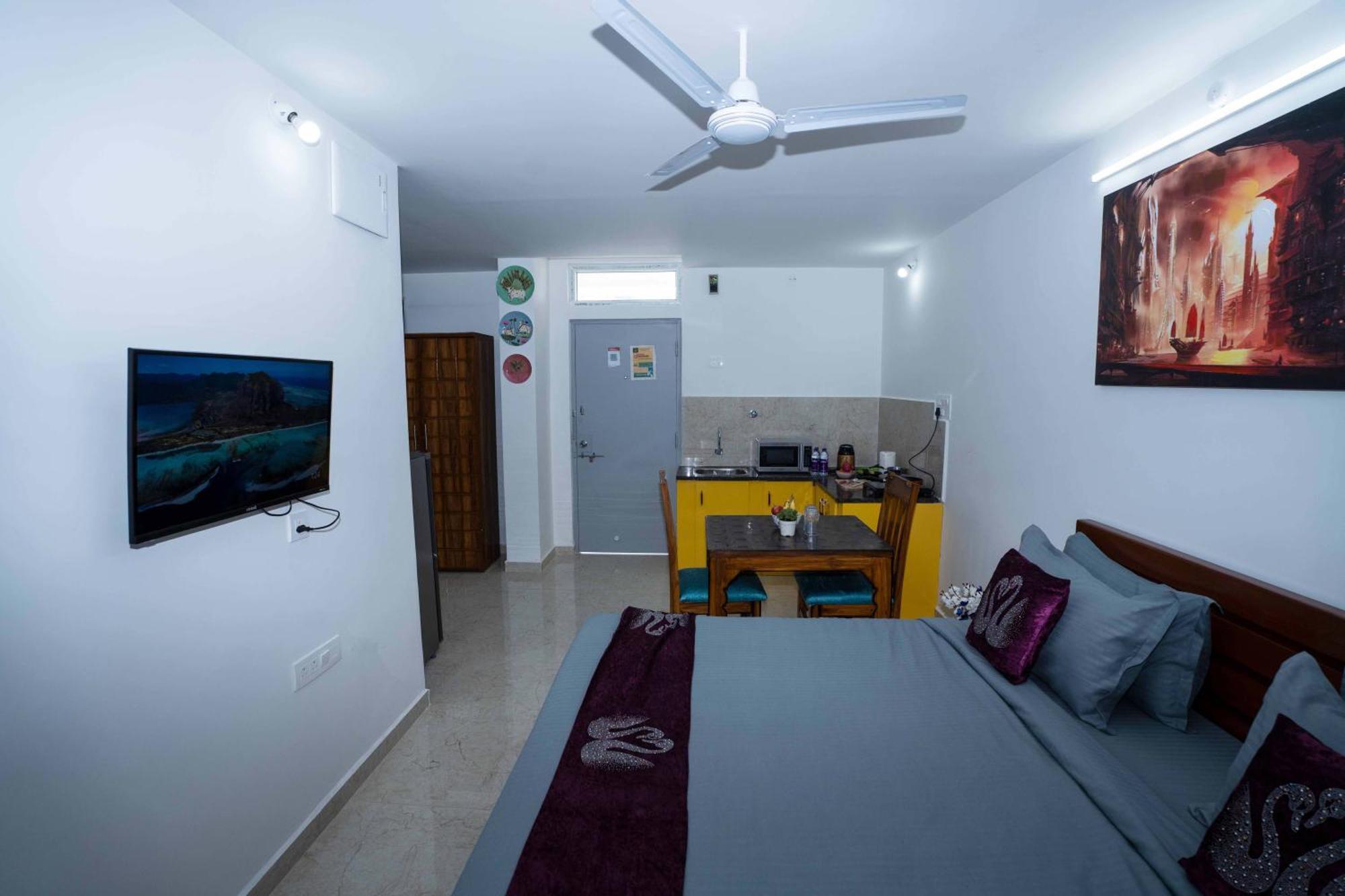 Gachibowli Yellow Bells Studios And Suites المظهر الخارجي الصورة